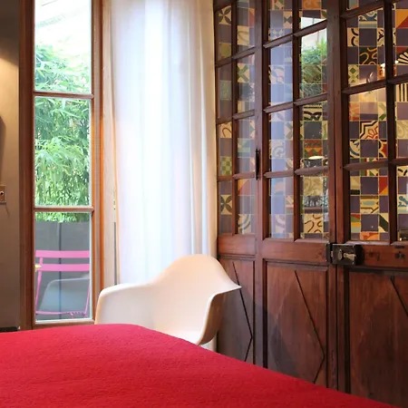 Du De Conti Hotel París
